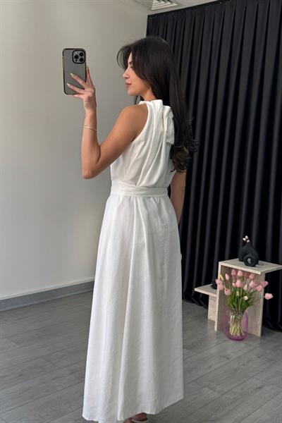 Kuşaklı Boynu Büzgülü Beyaz Elbise