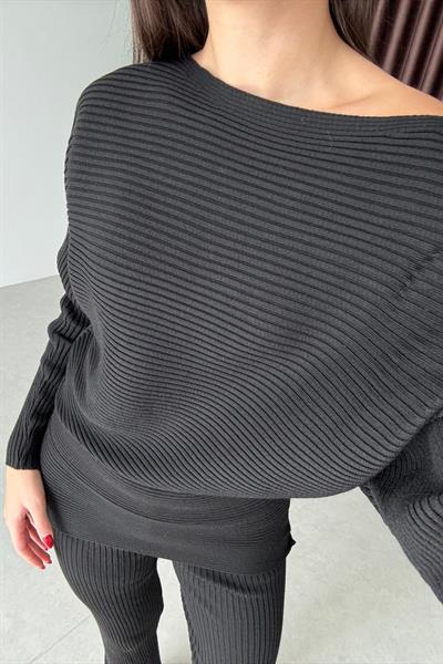 Lovisa Siyah Triko Takım