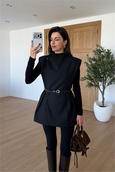 Mara Siyah Vatkalı Kemerli Kruvaze Yelek