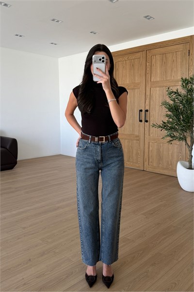 Metis Mavi Tintli Kemerli Straight Fit Jean