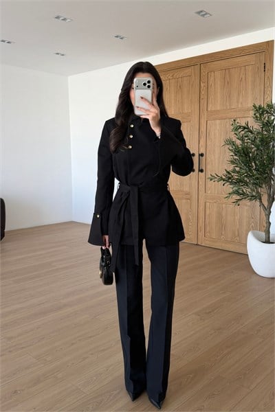 Myra Siyah Kuşaklı Tasarım Ceket