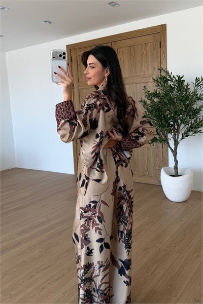 Nola Yaprak Desenli Saten Kruvaze Takım