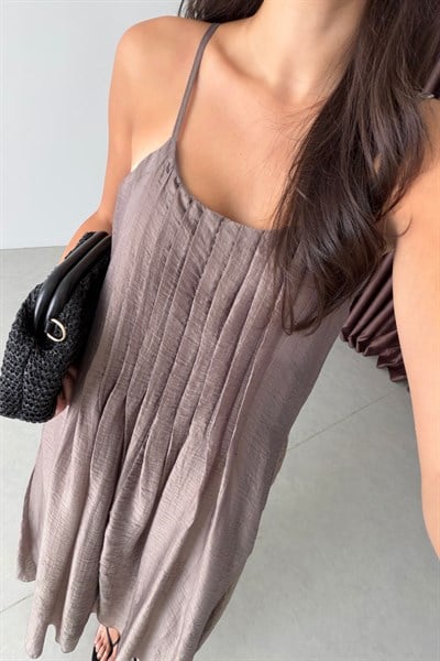 North Bronz Askılı Pensli Elbise