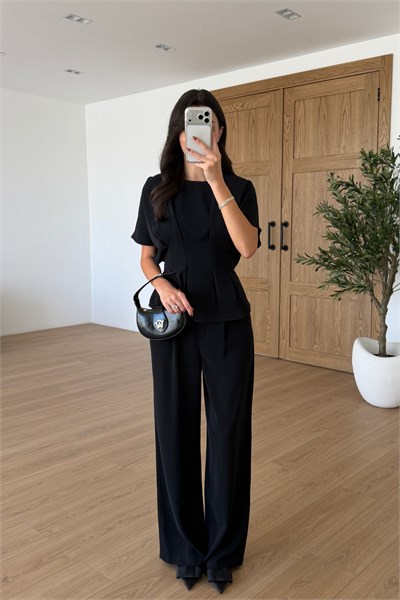 Olivia Siyah Belden Oturtmalı Krep Kumaş Takım