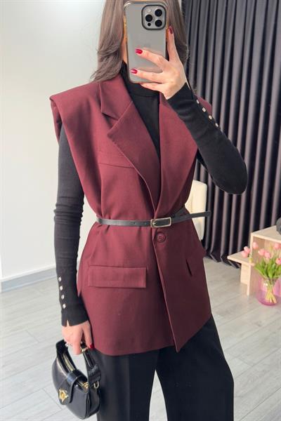 Omuzları Vatkalı Kemerli Bordo Yelek