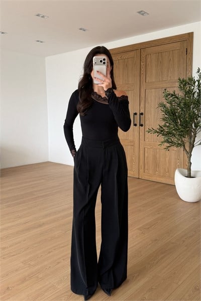 Raye Siyah Krep Kumaş Geniş Paça Pantolon