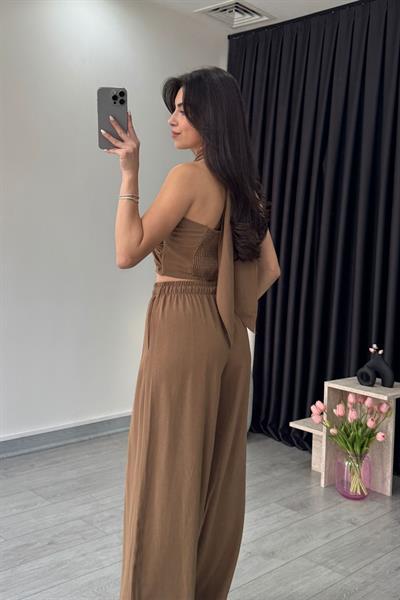 Reina Kahve Boyundan Bağlamalı Keten Takım
