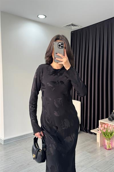 Saten Dokulu Siyah Maxi Elbise