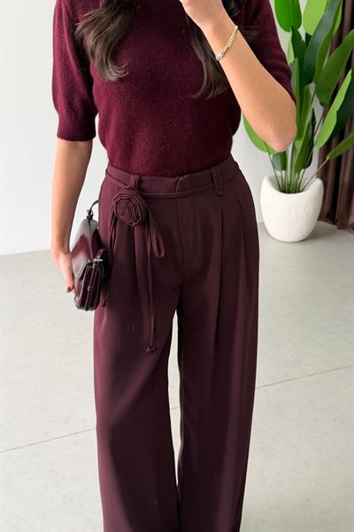 Talu Mürdüm Gül Broşlu Krep Kumaş Pantolon