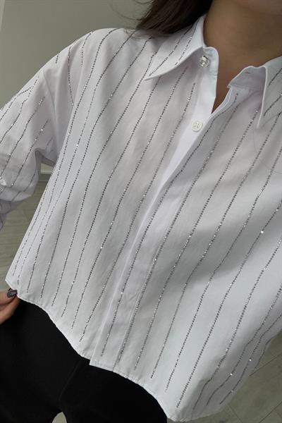 Taş Detaylı Beyaz Crop Gömlek