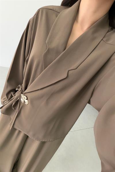 Taupe Haki Krep Kumaş Bağlamalı Takım