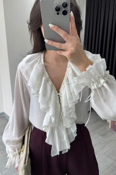 Fırfır Yaka Ekru Şifon Bluz