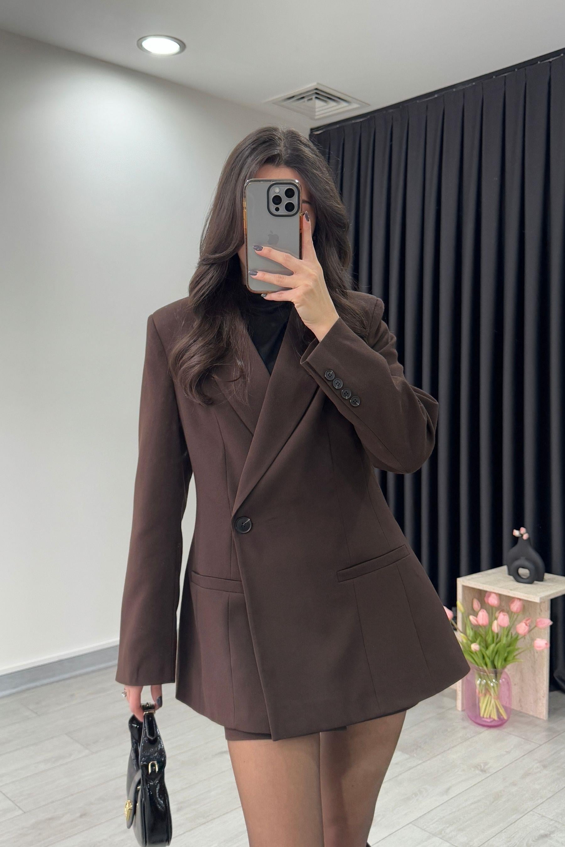 Acı Kahve Belden Oturtmalı Ceket Etek Takım