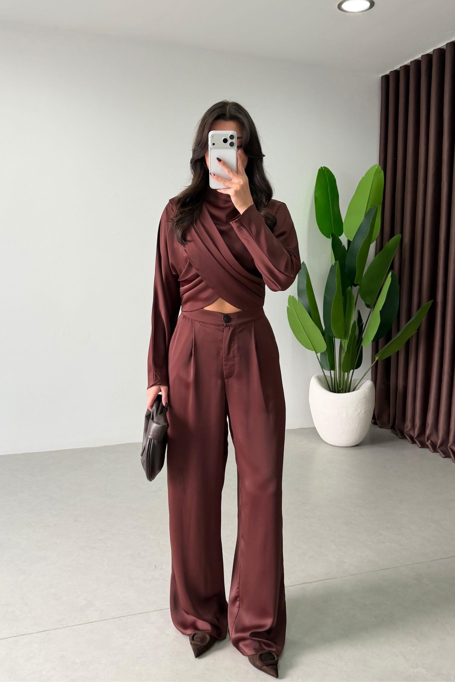 Blanca Kahve Bluz Pantolon Saten Takım