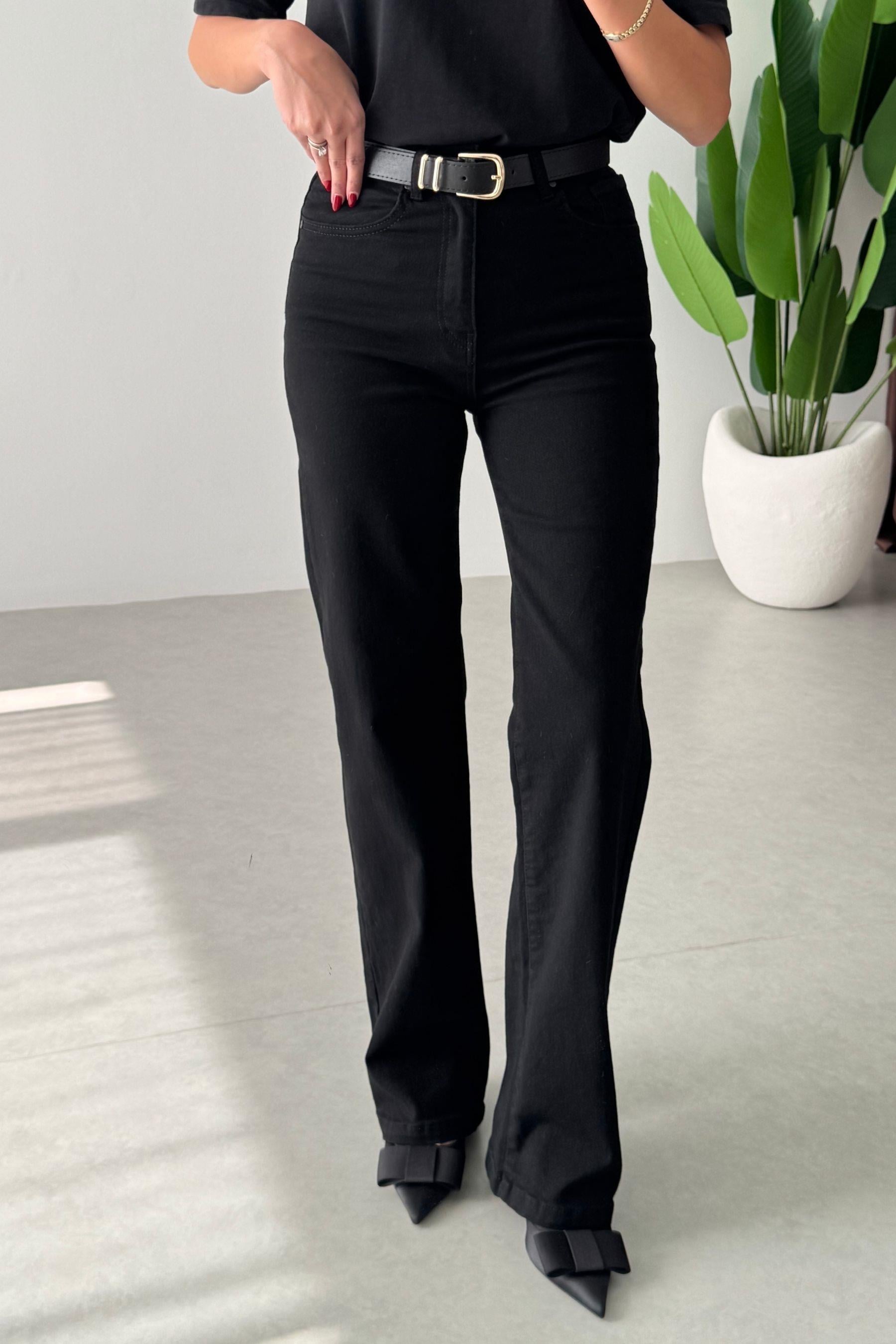 Comfy Siyah Straight Fit Kemerli Jean