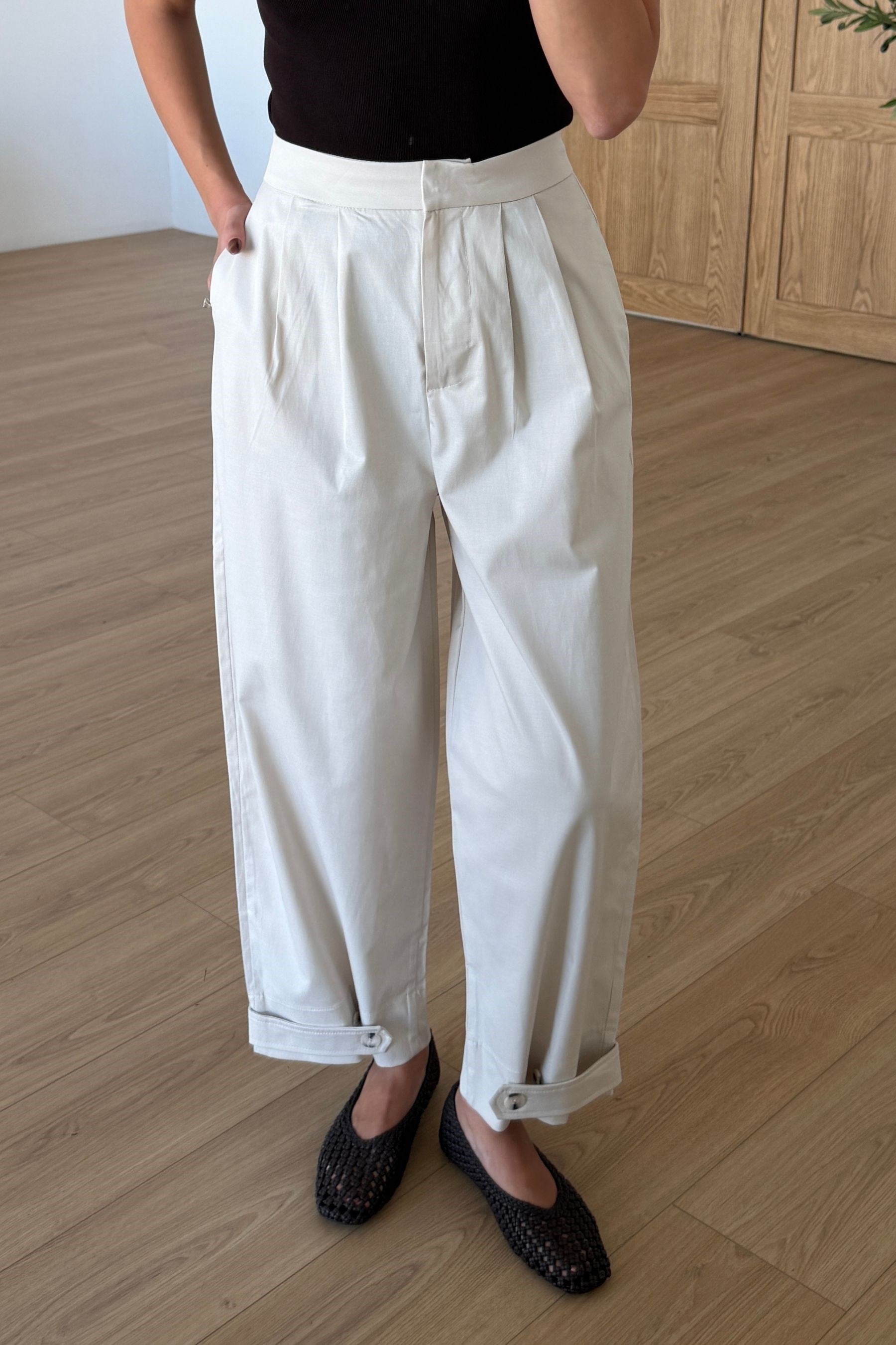 Daisy Taş Düğme Detay Baggy Pantolon
