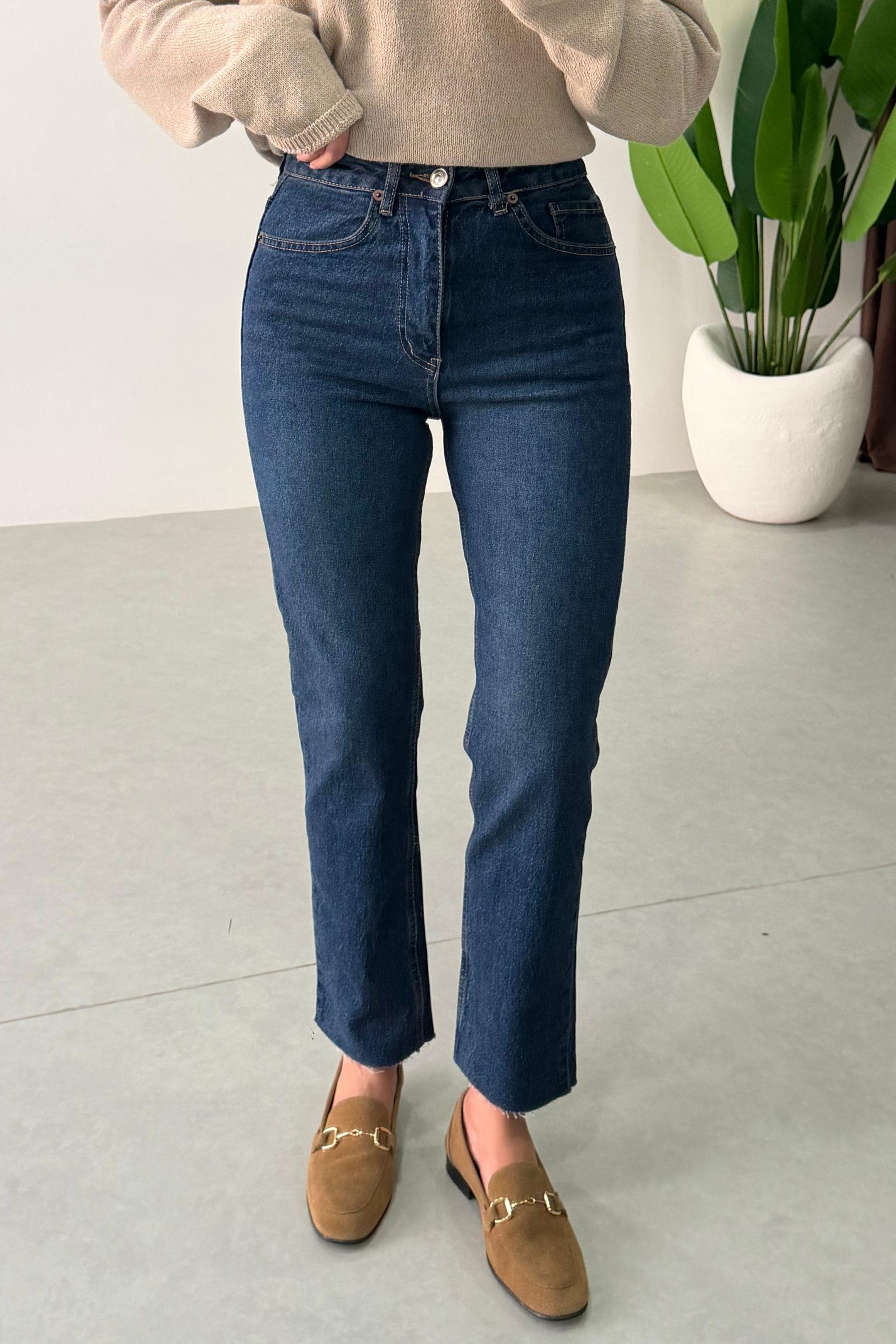 Fabia Mavi Kesik Paça Boy Fit Jean