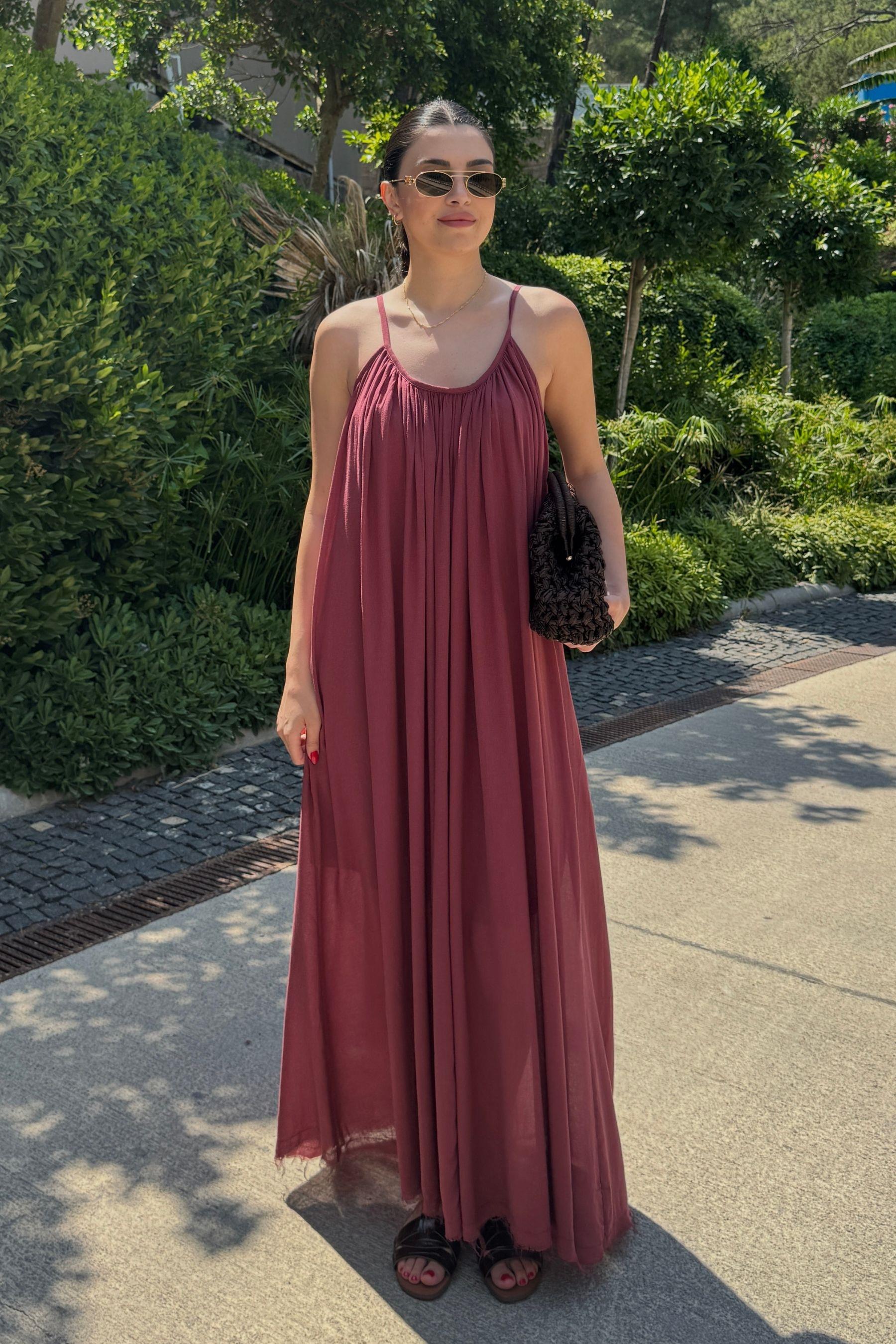 Solea Bordo Askılı Tül Elbise