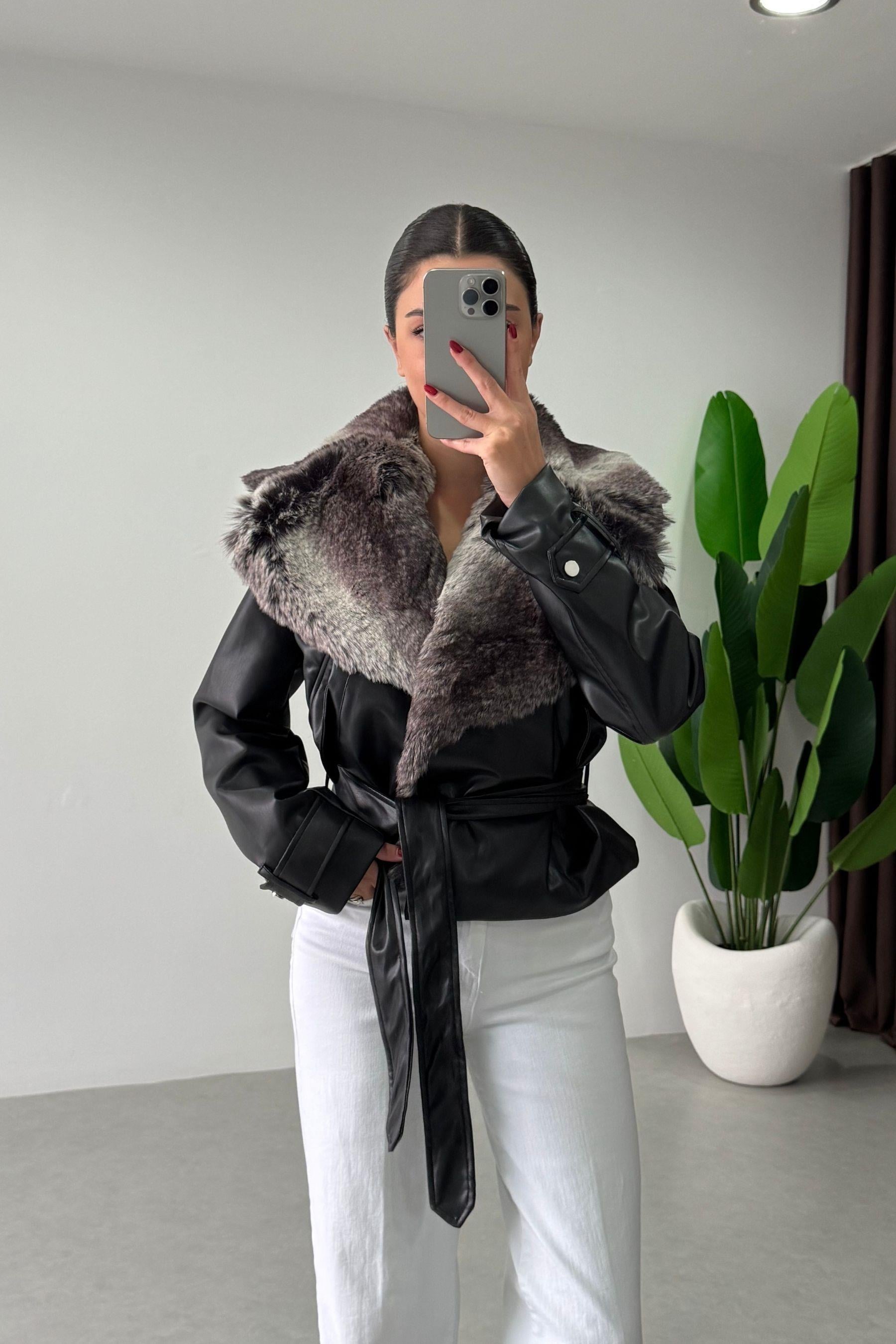 Veronica Siyah-Beyaz Premium Kürklü Deri Ceket