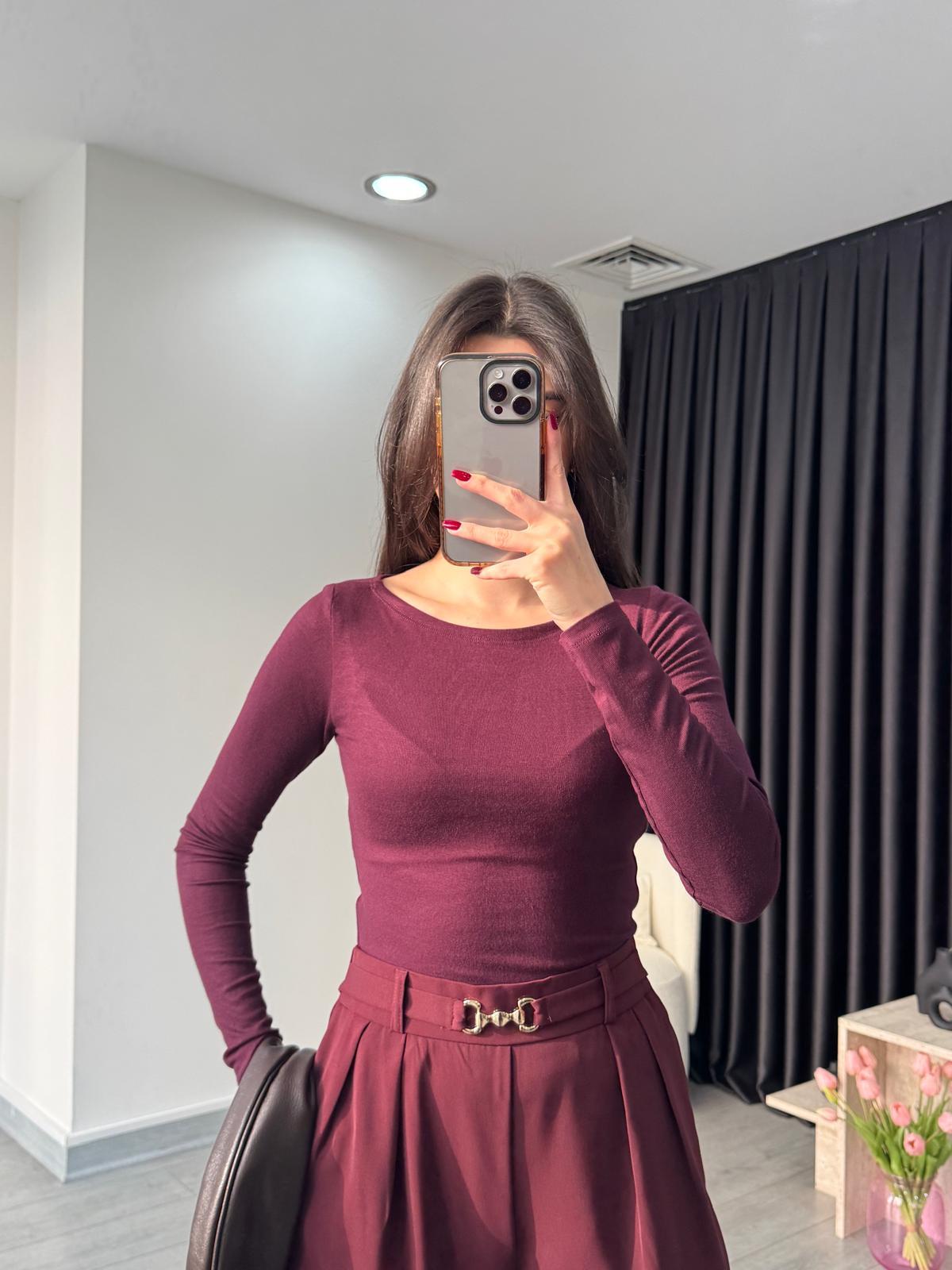 Yumuşak Dokulu Bordo Kayık Yaka Body