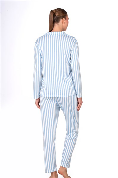 Mavi Çizgili Lizbon Kumaş İçi Şardonlu Önden Düğmeli Kadın Pijama Takımı
