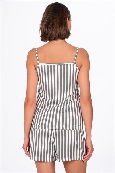 Kadın Çizgili İp Askılı Şortlu Pijama Takımı