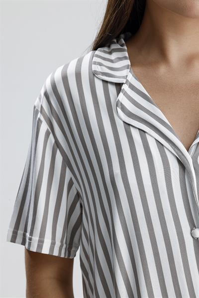 Kadın Düğmeli Kısa Kollu Dikey Çizgili Pijama Takım | Gri 