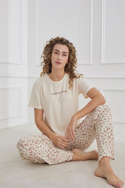 Kadın Çiçek Desenli Bisiklet Yaka Pijama Takım | Bej 30102-1169
