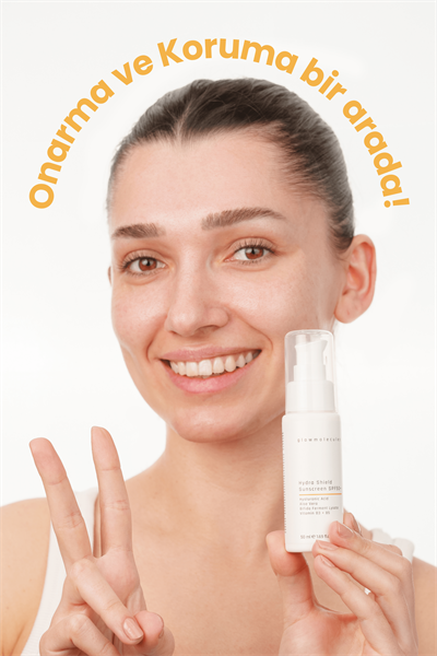 glowmolecules YOĞUN NEMLENDİR AYDINLAT VE KORU 3LÜ SET - MOİSTURİZİNG KREM & VİTAMİN C & GÜNEŞ KREMİ