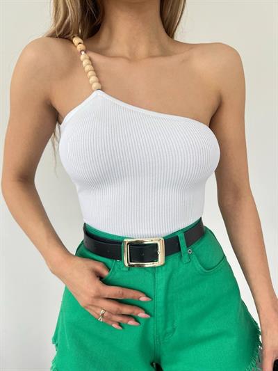 Ahşap Boncuk Detaylı Askılı Triko Bluz