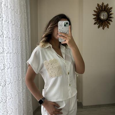 Beyaz Renkli Cep Nakışlı Gömlek