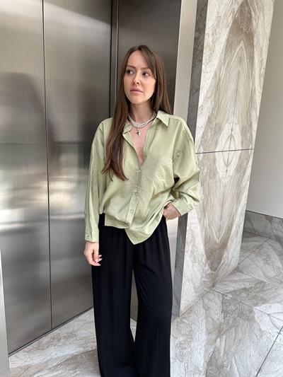 DÜŞÜK OMUZ OVERSİZE TENSEL GÖMLEK - YAĞ YEŞİLİ