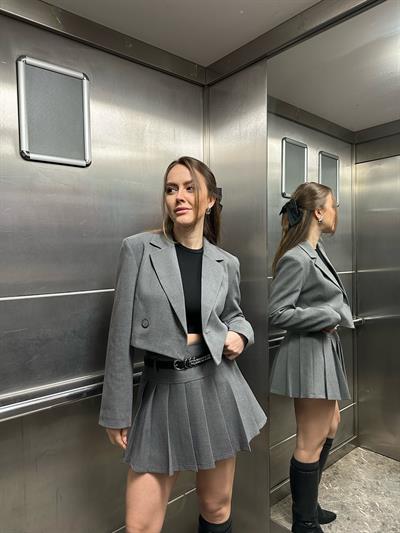 KEMERLİ PİLELİ GRİ MİNİ ETEK