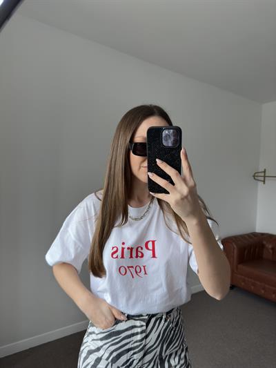 KIRMIZI PARİS BASKILI BEYAZ TSHİRT