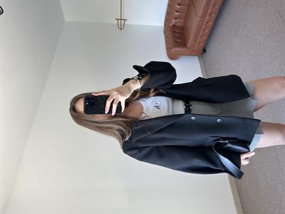 KOL DETAYLI SİYAH KAŞE BLAZER CEKET
