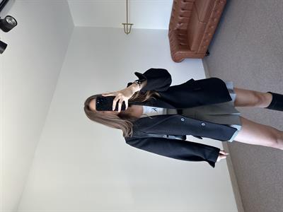KOL DETAYLI SİYAH KAŞE BLAZER CEKET