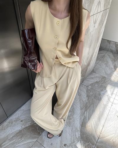 MARKA MODEL BUTTER YELLOW KUMAŞ PANTOLON