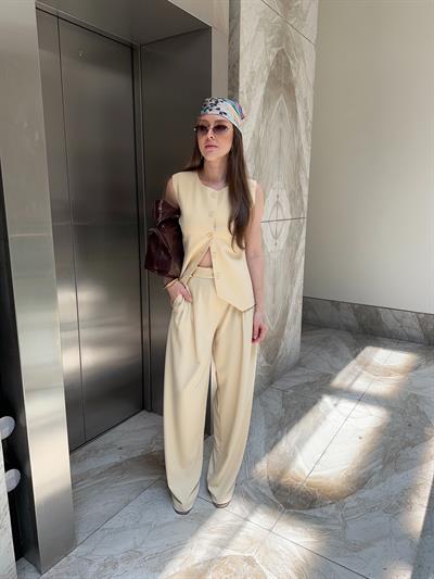 MARKA MODEL BUTTER YELLOW KUMAŞ PANTOLON