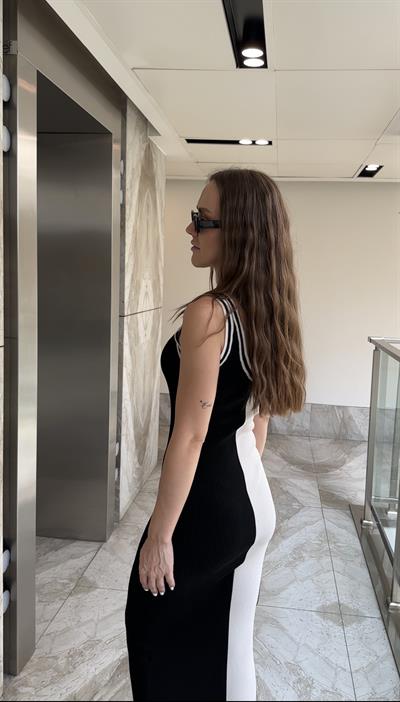 MARKA MODEL KALIN ASKILI ÇİFT RENK ELBİSE
