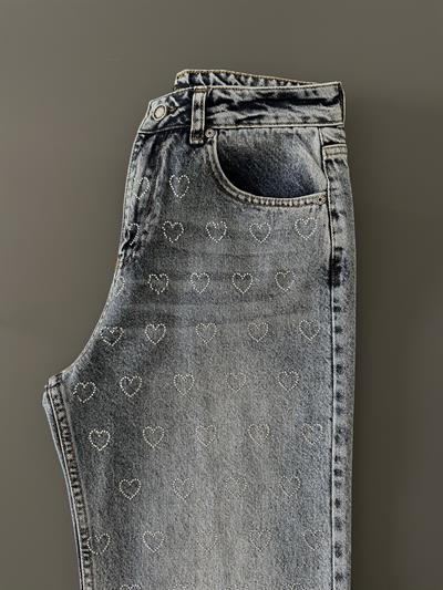 MARKA MODEL KALP TAŞ DETAYLI JEAN