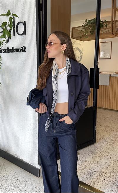 MARKA MODEL KOYU LACİVERT BAĞCIKLI DENİM PANTOLON
