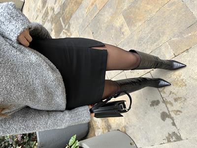 Marka Model Siyah Yüksel Bel Şort Etek