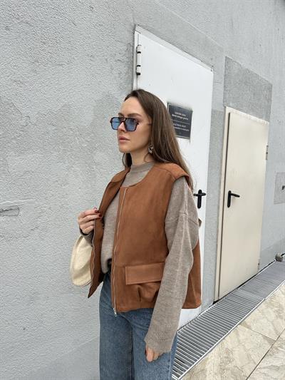 MARKA MODEL TABA CEPLİ SÜET YELEK
