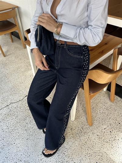 MARKA MODEL TAŞ DETAYLI DENİM JEAN