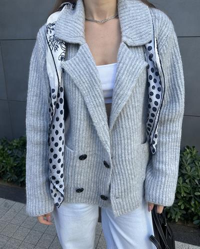 MASSİMO MODEL KRUVAZE GRİ DÜĞMELİ HIRKA