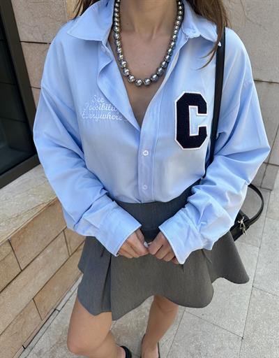 NAKIŞ VE YAZI BASKILI OVERSIZE MAVİ GÖMLEK