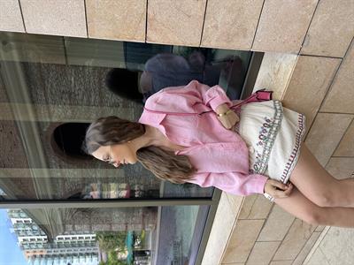 NAKIŞLI BELİ LASTİKLİ KREM KISA ETEK
