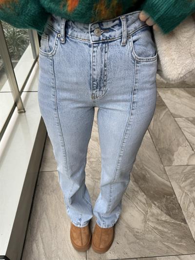 ÖNÜ DİKİŞLİ DÜZ KESİM DİLVİN PANTOLON