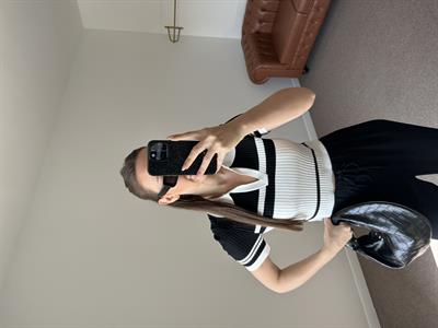 POLO YAKA ÇİZGİLİ CROP KAZAK