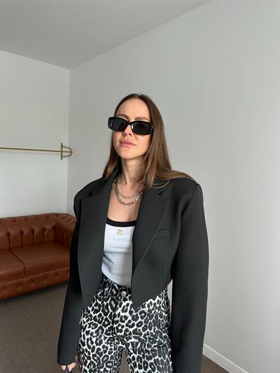PREMIUM SİYAH VATKALI CROP BLAZER CEKET